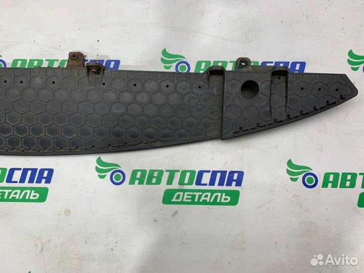 Усилитель бампера передний Hyundai I30 хетчбек