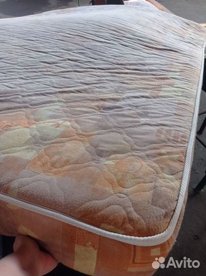 Матрас 160х200 бу