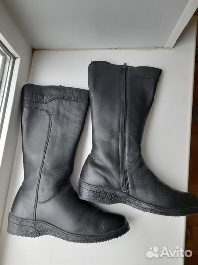 Сапоги женскиекожаные демисезонные 38 р