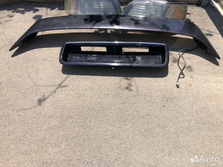 Honda civic Fastback - Фары оригинал, спойлер