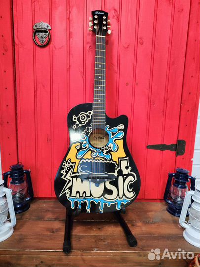 Гитара акустическая