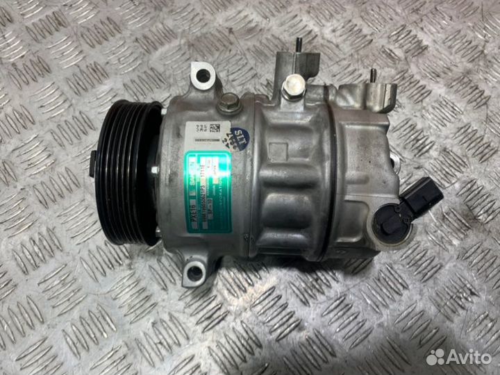 Компрессор кондиционера Volkswagen Jetta 6 162
