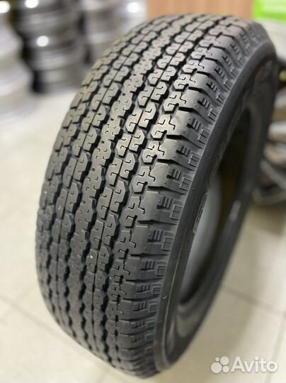 Bridgestone Dueler H/T D689 215/65 R16