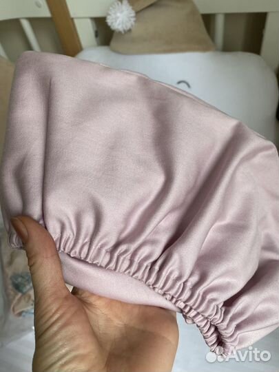 Простынь на резинке для круглой кроватки