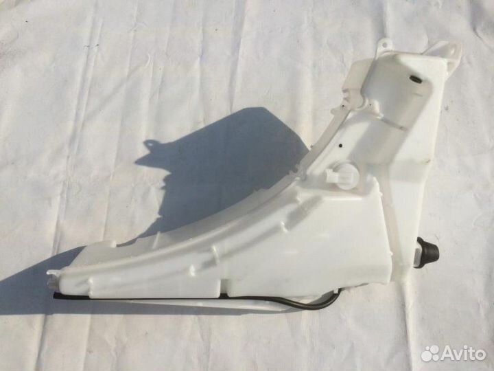 Бачок омывателя лобового стекла Land Rover Range