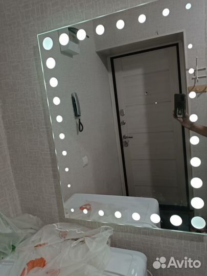 Зеркало с подсветкой