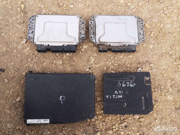 Эбу, блок комфорта Megan / Scenic 2