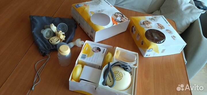 Молокоотсос Medela электрический