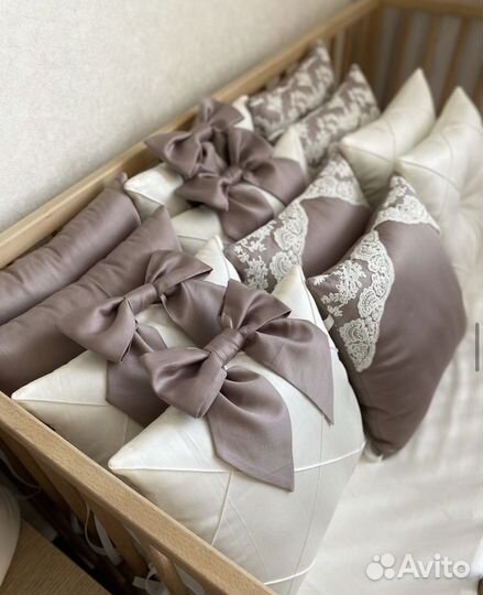 Бортики в кроватку