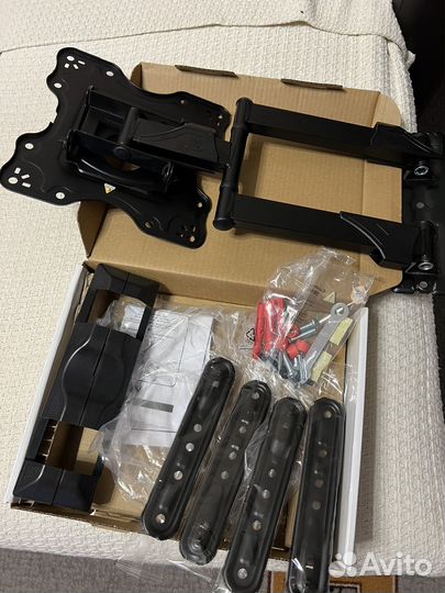 Кронштейн для телевизора