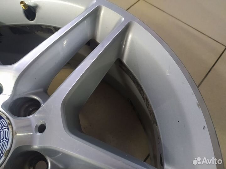 Диски на Mercedes-Benz R17