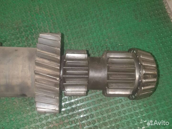 Вал промежуточный кпп SR1900 Volvo