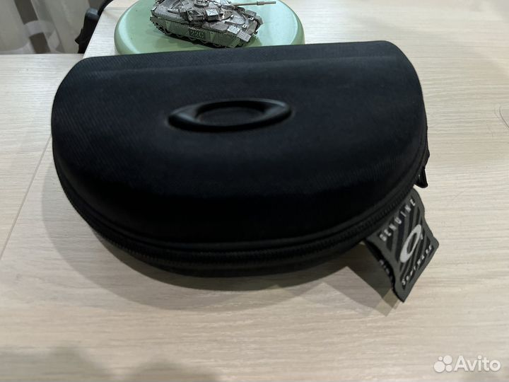 Спортивные очки oakley