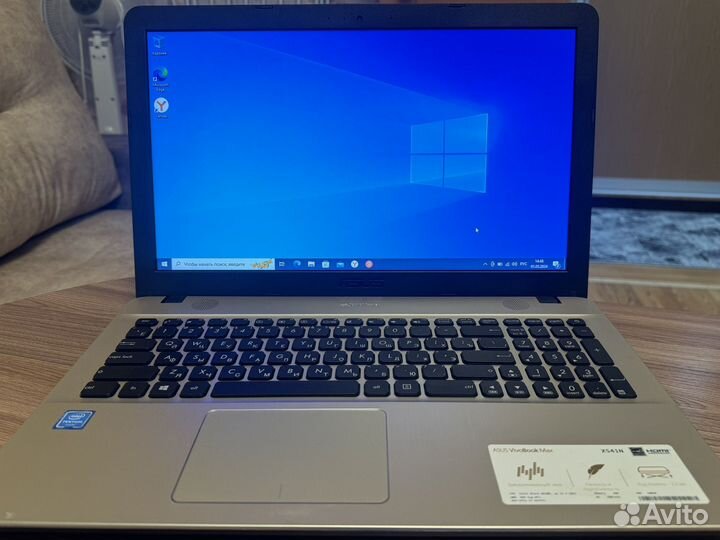 Ноутбук asus