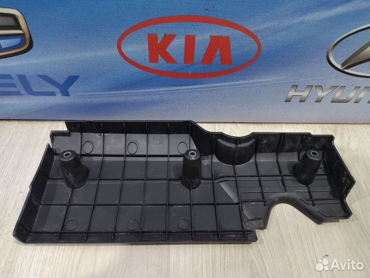Крышка накладка двигателя декоративная Kia RIO 2