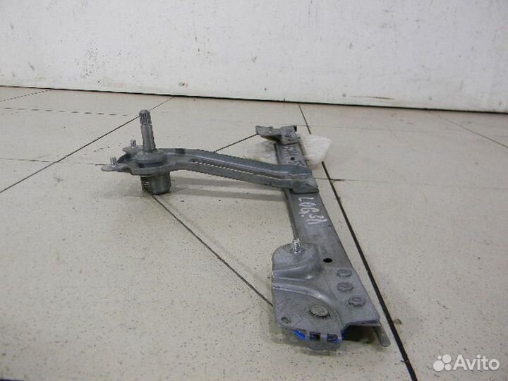 Стеклоподъемник механический задний левый