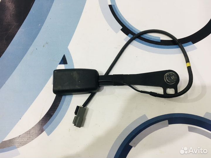 Замок ремня безопасности передний левый Kia Ceed