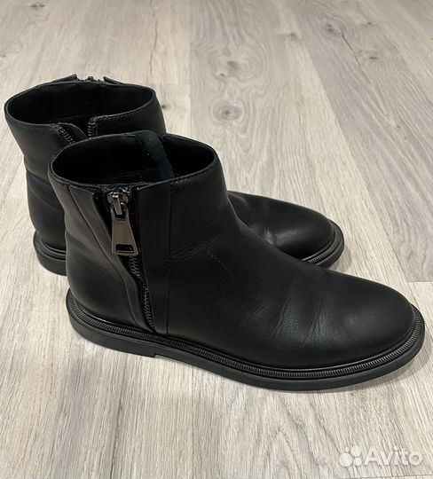 Ботинки женские 38 размера кожаные