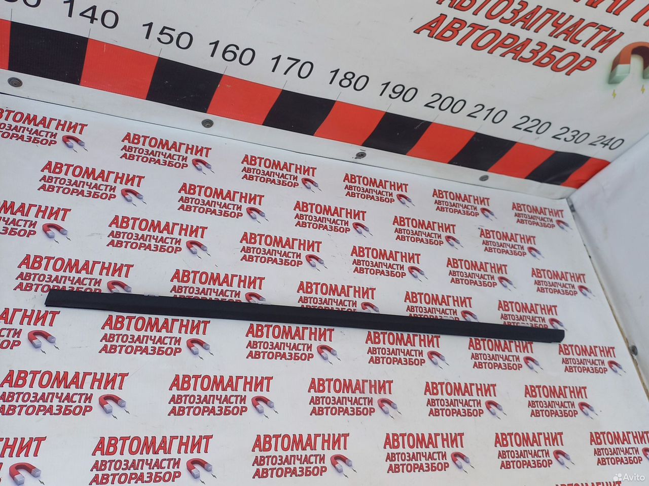 Молдинг стекла двери передней левой Хендай Крета 1