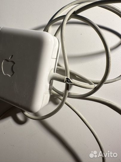 Зарядное устройство для macbook air б/у