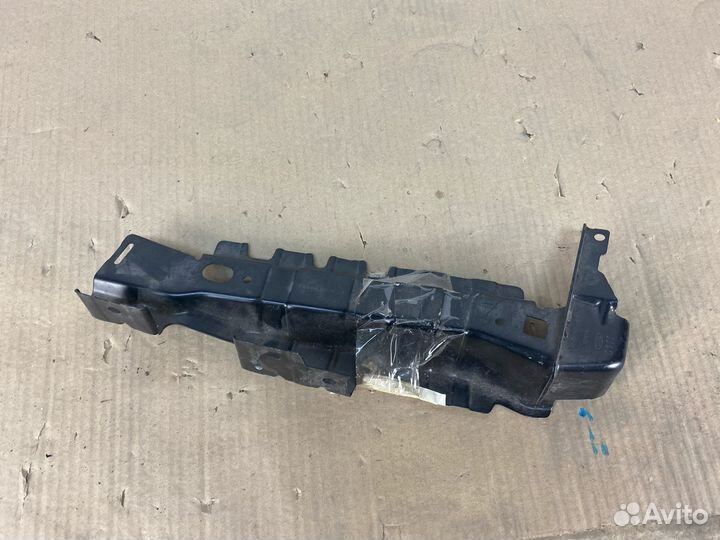 Усилитель Крыла Передний Левый Ford Focus III