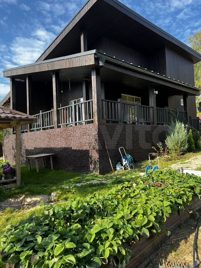 Дом 109,6 м² на участке 16,4 сот.