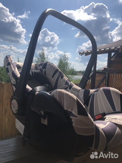 Переноска для детей в машину