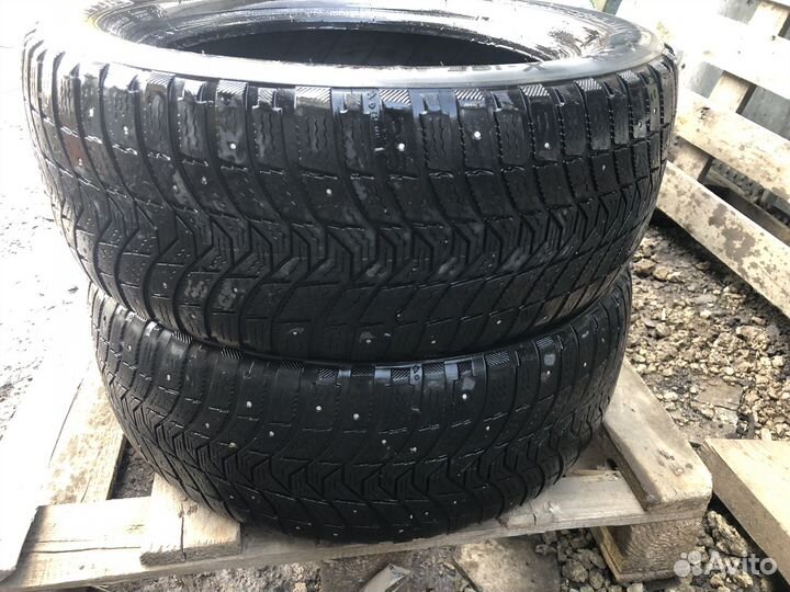 Michelin X-Ice North 3 215/55 R16 97T