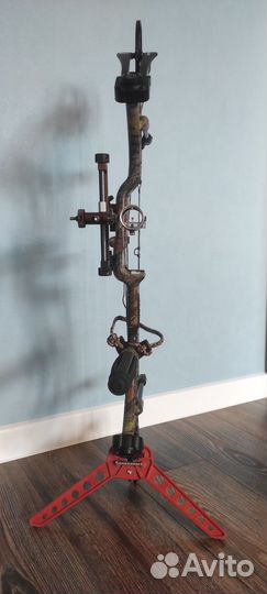 Лук блочный Bear Authority с набором аксессуаров