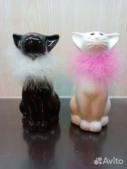 Статуэтка кошка