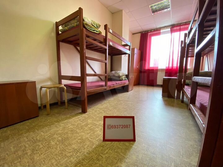 Комната 25 м² в > 9-к., 5/5 эт.