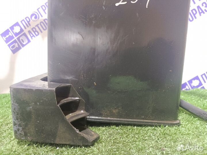 Абсорбер Mitsubishi Galant седан 2.4 4G64 2002