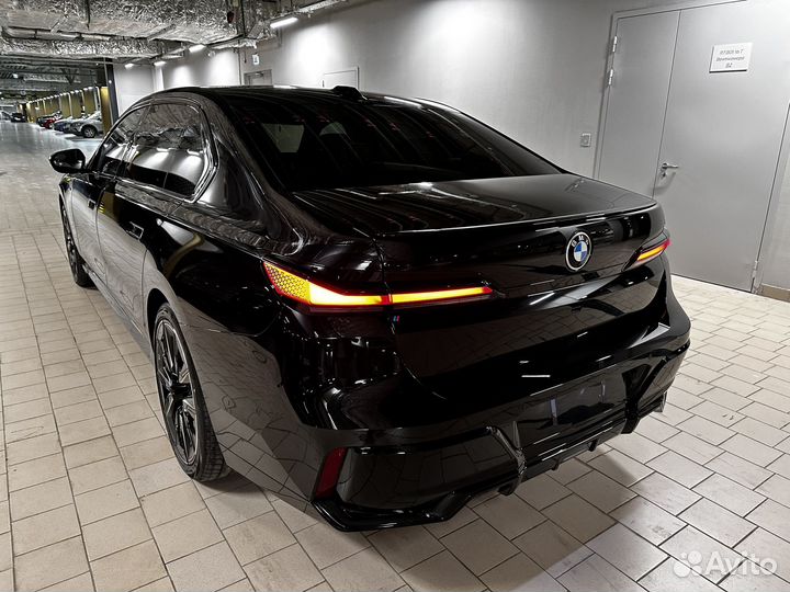 BMW 7 серия 3.0 AT, 2024, 10 км