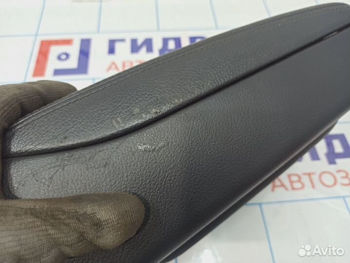 Подлокотник Audi A6 (С6) 4F0864209A6PS. Потертости