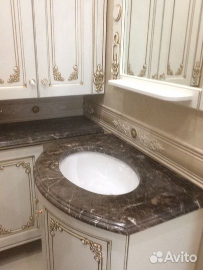 Столешница из камня мрамор оникс гранит