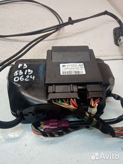 Блок управления крышкой багажника Mercedes R W251