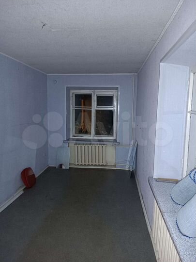 2-к. квартира, 43 м², 4/4 эт.