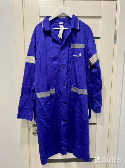 Рабочий халат со светоотражающими элементами