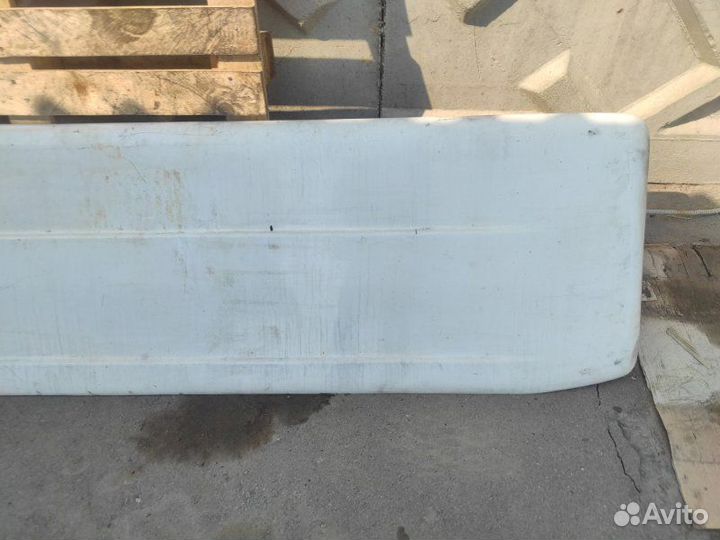 Спойлер боковой на топливный бак левый Man Tgx