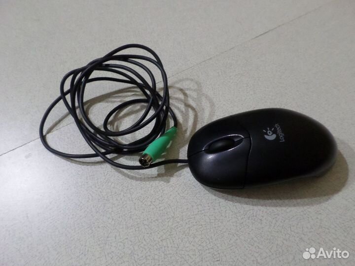 PS/2 Компьютерная мышь Logitech M-SBF96