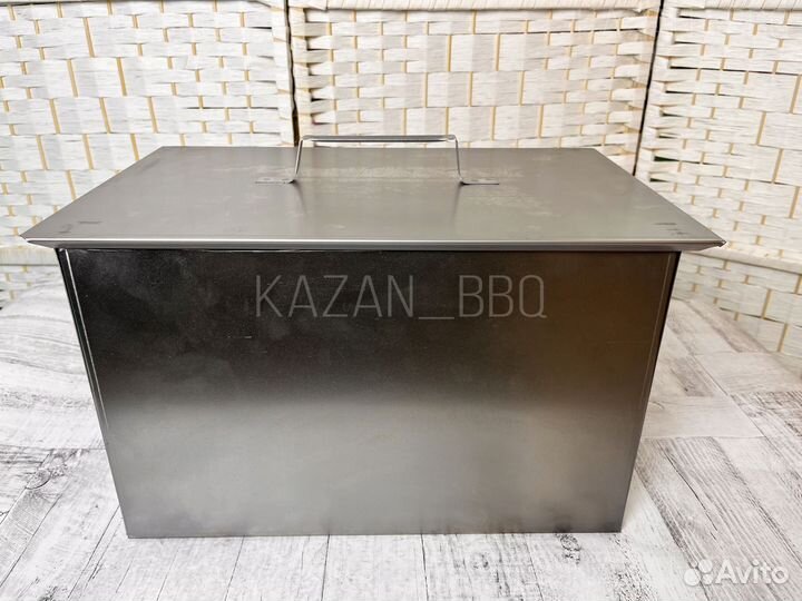 Коптильня с поддоном