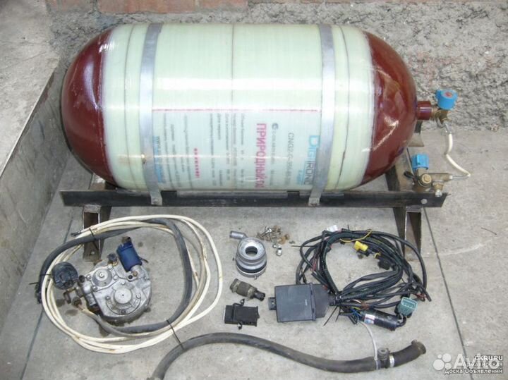 Баллон метан и редуктор новый