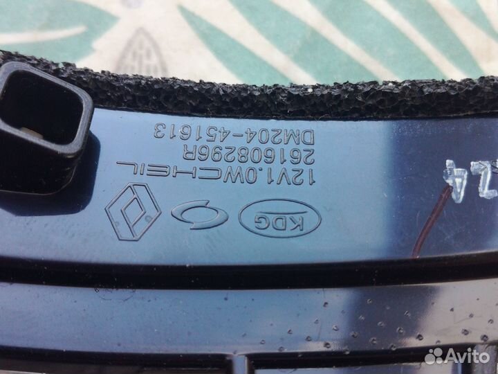 Повторитель поворота зеркало 261608296r колеос