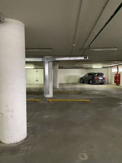 Машиноместо, 15 м²