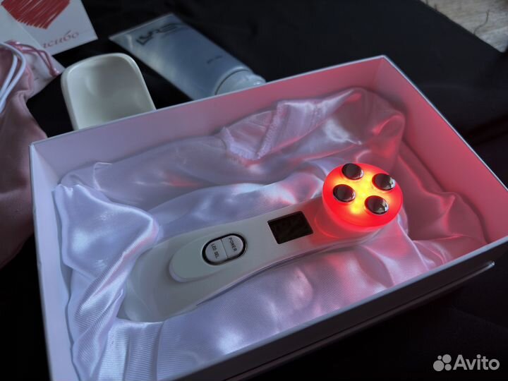 Микротоковый массажер для лица EMS. Luren