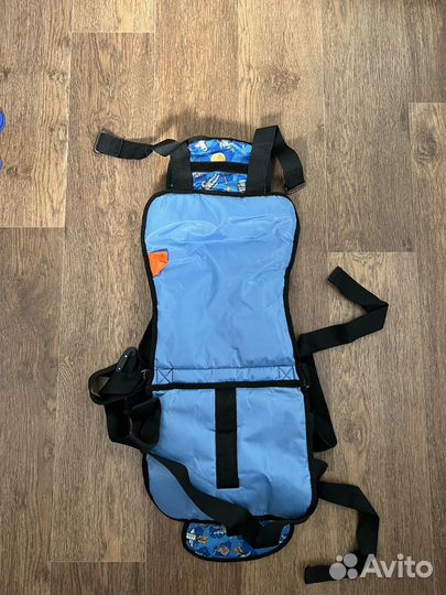 Бескаркасное автокресло