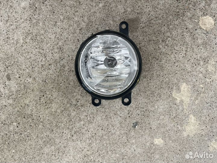 Фара противотуманная левая Toyota/Lexus