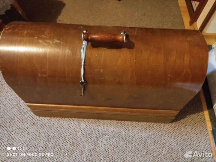 Швейная машина Подольск электрический. рабочая