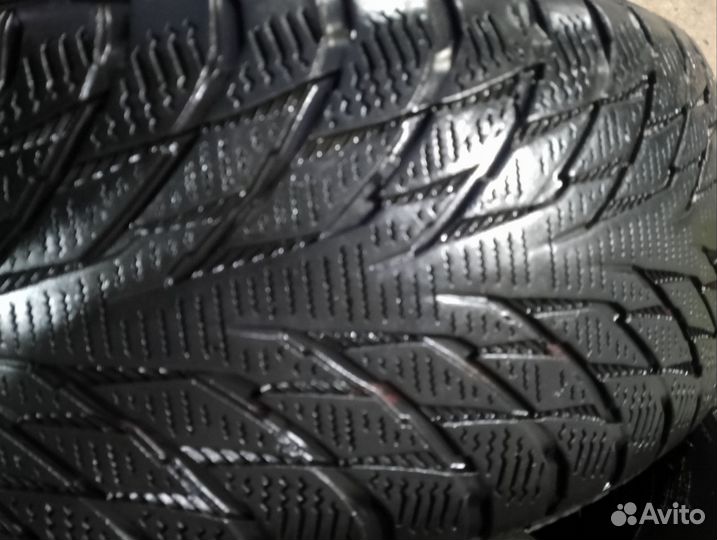 Nokian Tyres Hakkapeliitta R2 205/60 R16 96R