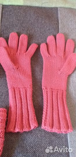 Комплект шапка, шарф и перчатки